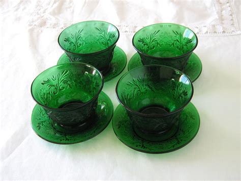 Vintage Anchor Hocking Custard Cups And Underliner Plates Set Of 4 Forest Green Sandwich Glass