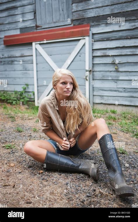21 Year Old Blonde Girl Hi Res Stock Photography And Images Alamy