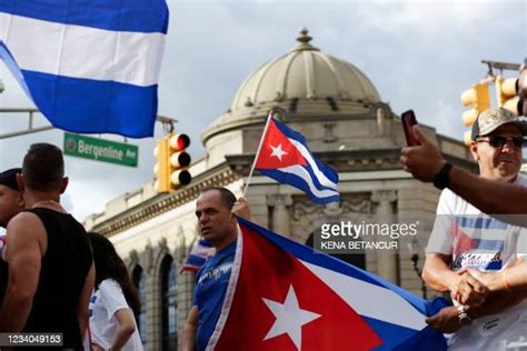 1491 Us Cuban Protest Flag Stock Photos High Res Pictures And Images