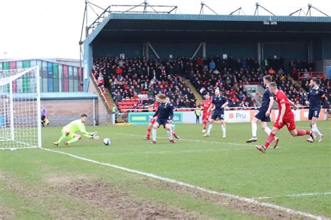 Stirling Albion Boss Praises Side For Cracking