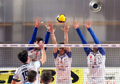 Pallavolo Serie A3 Gabbiano A San Lazzaro Per Brindare Da Imbattuto