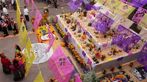 Inauguran en Salamanca Tradicional Altar Monumental del Día de Muertos