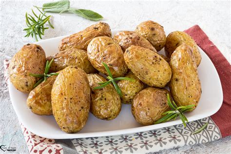 Patate Novelle In Friggitrice Ad Aria Ricetta Patate Novelle Con Buccia