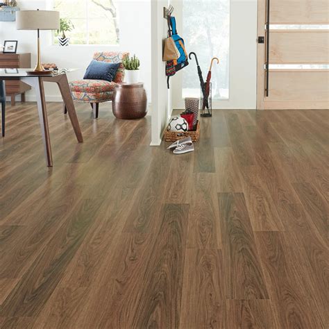 Coreluxe 5mm Pad Highlands Walnut Rigid Vinyl Plank Flooring Ll