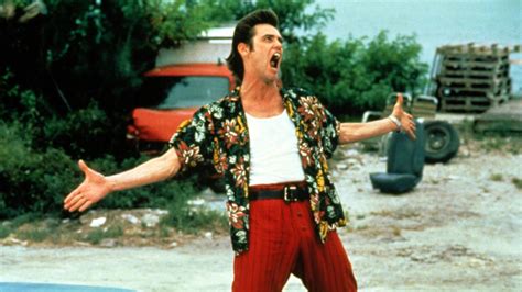 jim carrey knew audiences   love  hate ace ventura pet