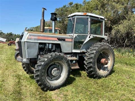 1987 White 2 135 Mfwd Tractor Peterson Land And Auction Llc