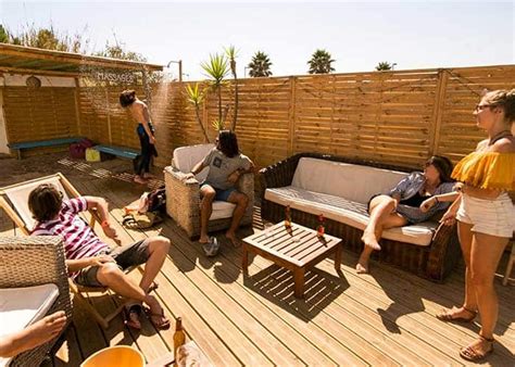 4 BEST SURF Hostels in Algarve2025 (for Beginner & Pro)