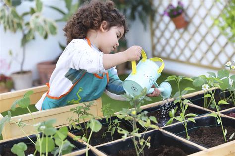 Cómo hacer tu huerto urbano con niños paso a paso Creciendo Con