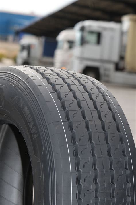 Michelin X Multi T nuevo neumático duradero y polivalente para