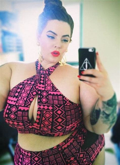 Size 22 Model Tess Holliday Goes High Fashion For Slink Magazine