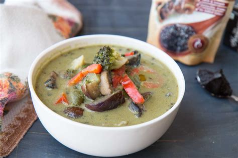 Sweet Spicy And Tangy Vegetarian Thai Green Curry Recipe With Tamarind By