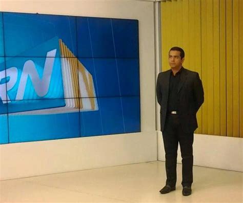 Ass Noticia Apresentador Do Rn Tv Usa Rede Social Para Informar Que