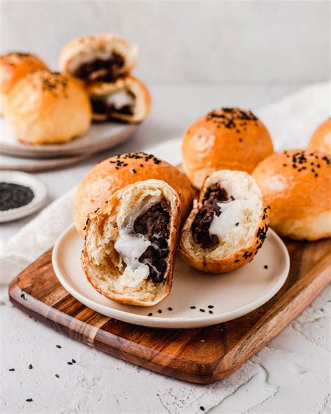 Mochi Red Bean Buns Halicopter Away