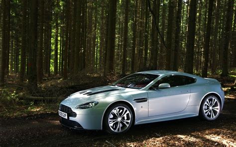 Aston Martin V8 Vantage Wallpapers - Wallpaper Cave