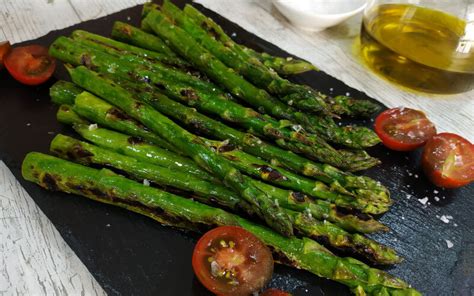 Los Mejores Espárragos Verdes A La Plancha FrutaMare