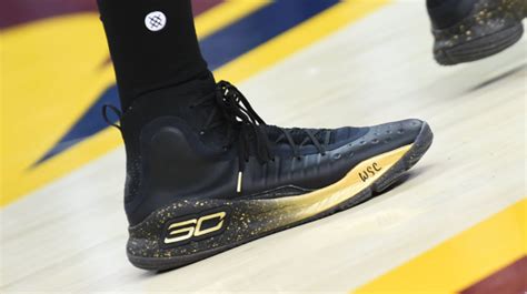 Stephen Curry Wears Blackgold Under Armour Curry 4 Pe For Game 4 Of