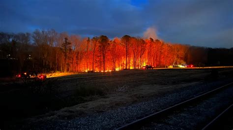 Firefighters Battle 3 Acre Brush Fire In Lisbon Nbc Connecticut