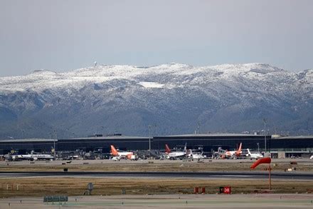 Barcellona Cronaca Snowfall On Mount Tibidabo Editorial Stock Photo