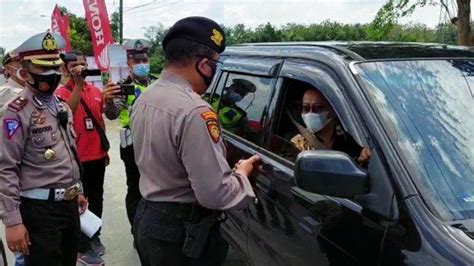 Hari Pertama Larangan Mudik Sumut Ratusan Kendaraan Putar Balik Ini