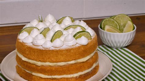 Naked cake de limão