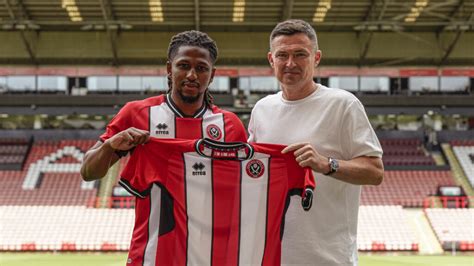 Sheffield United Yasser Larouci De Retour En Premier League