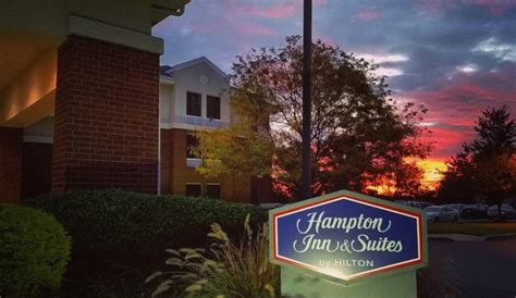 Hampton Inn and Suites Newtown Hotel (Woodside) - Deals, Photos & Reviews