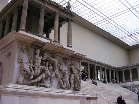 2himself: Pergamon Altar