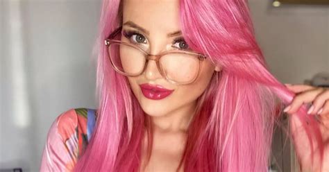 I M A Sex Unicorn Who Swings With Married Couples Us Hot Singles Are Rare To Find Daily Star