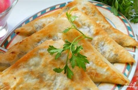 Треугольники из лаваша | Recipe | Recipes, Savoury food, Food