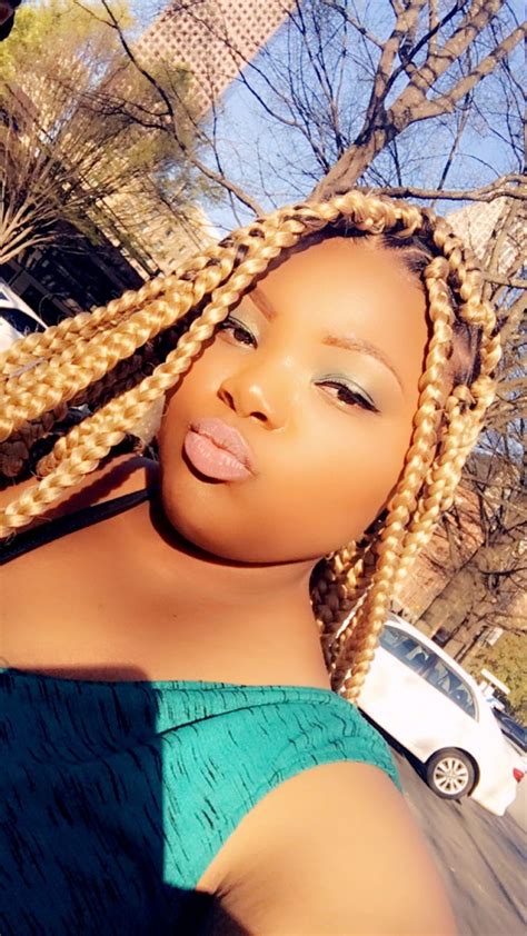 Pin By Tiara Morris On Blonde Box Braids Blonde Box Braids Crochet Hair Styles Hair Styles