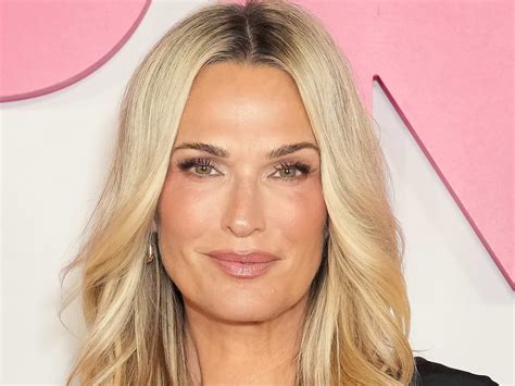 Molly Sims 52 Turns Heads With Toned Body In String Bikini Parade
