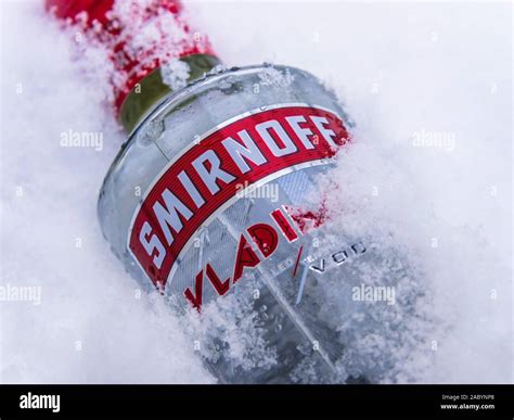 Smirnoff Ice Original Logo Logo Fotos Und Bildmaterial In Hoher