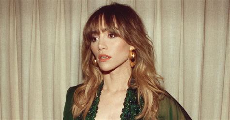 Suki Waterhouse Recalls Dark Breakup With Bradley Cooper