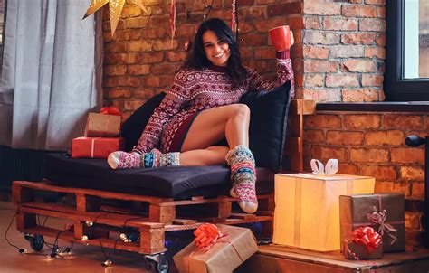 Wallpaper girl model brunette cute socks sweater for mobile and desktop section девушки