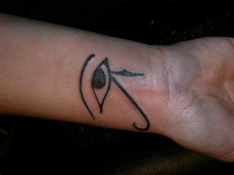 Unique Egyptian Tattoos - 15 Examples & Ideas Plus Their Meaning