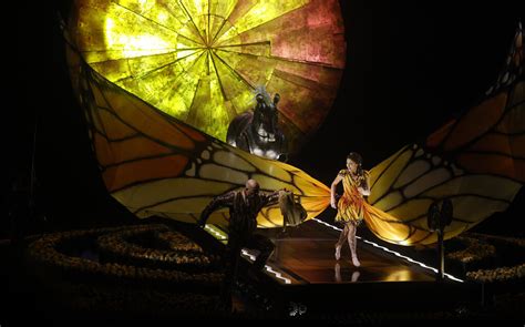 Las imágenes del estreno en Sevilla de Luzia del Circo del Sol