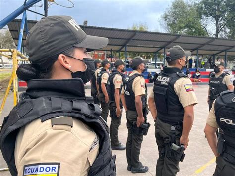 Secuestran A 4 Policías En Ecuador Tras Declararse Estado De Excepción