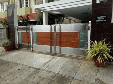 Modern Stainless Steel Gate Designs With Wood, For Home at best price ...