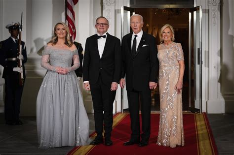 At The Australian State Dinner Jill Biden Stays Neutral The New York