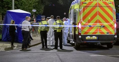 Oxford Murder Man Stabbed Near Crematorium As Police Launch Hunt For