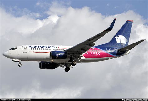 XA AGM Aeroméxico Boeing 737 752 WL Photo by Alberto Pereyra ID