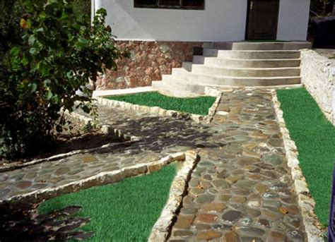 Садовая плитка