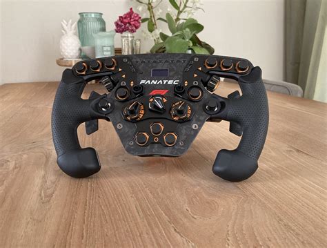 Fanatec F1 2020 Limited Edition Stuurwiel SimRaceBlog