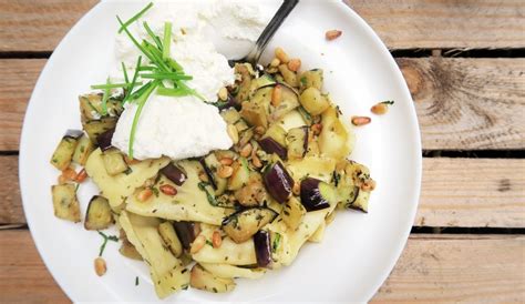 Simpele Ravioli Met Aubergine En Kruidige Pijnboompitten Gewoon Wat