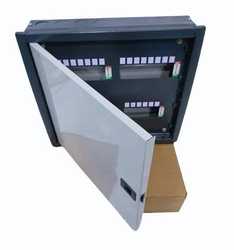 Three Phase Double Door 8 Way Tpn Dd Gold Mcb Distribution Board At Rs