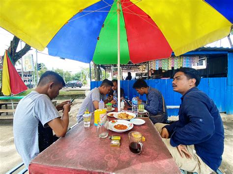 Warung Mama Nur Jadi Tempat Nongkrong Favorit Jurnalis Kendari