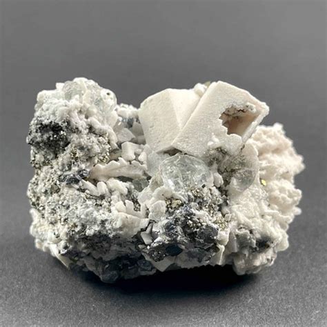 Perimorphosis After Dolomite With Fluorite And Pyrite Naica