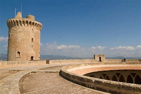 Tour Panor Mico Por Palma Con Parada En El Castillo De Bellver