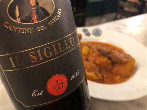 Il Sigillo Cantine Del Notaio Aglianico Del Vulture Doc Vinodaburde