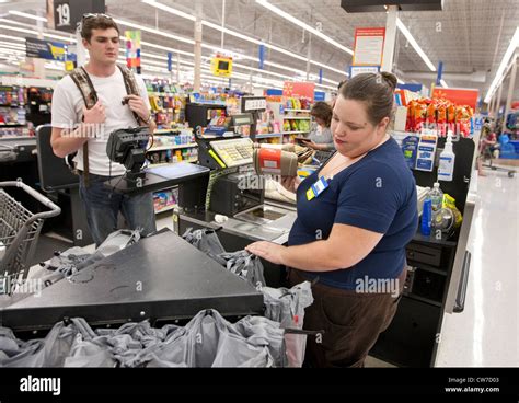 Walmart Check Out Hi Res Stock Photography And Images Alamy